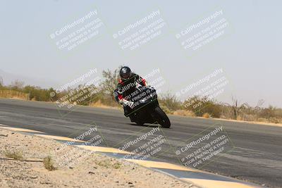 media/Mar-28-2022-Superbike Trackdays (Mon) [[b8603d0f67]]/Open Track Time/Turn 3 Inside/